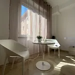 Guest house Urbano - Stazione 3*