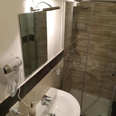 Urbano - Stazione 3*