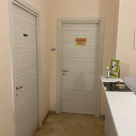 Pensjonat Urbano - Stazione 3*