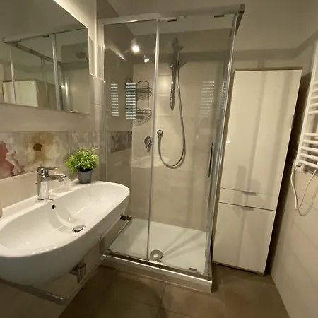 Urbano - Stazione بيت ضيافة