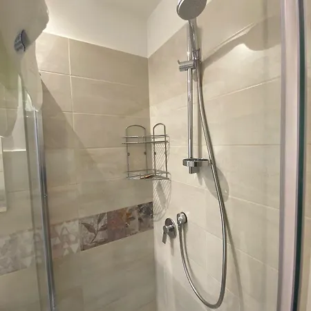 Urbano - Stazione بيت ضيافة تيرني